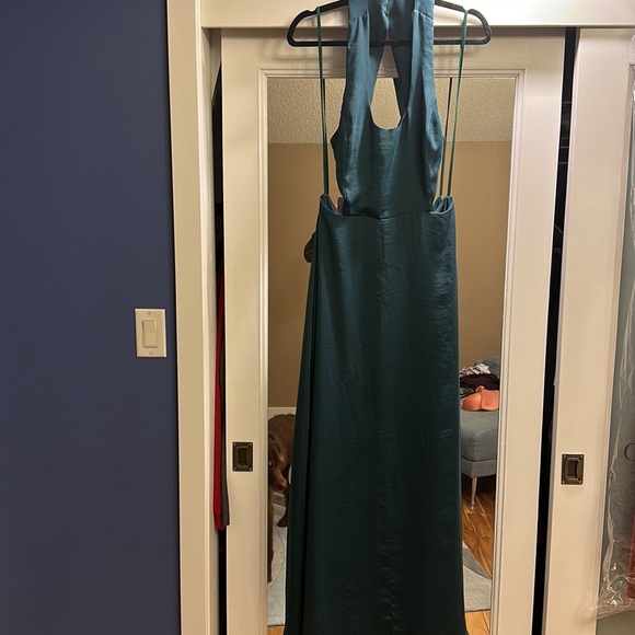 Emerald Backless Floor Length Dress - Picture 2 of 10